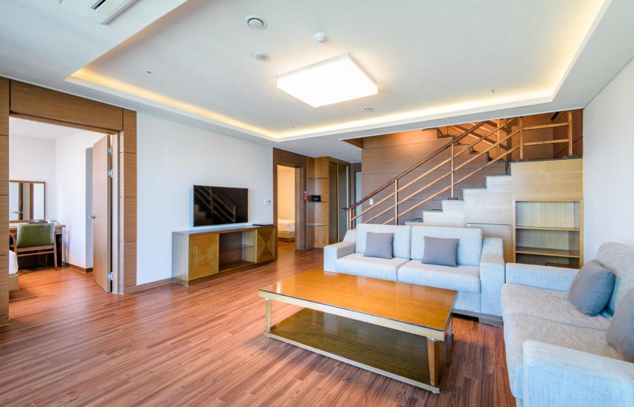 Uni Hotel ג'גו מראה חיצוני תמונה
